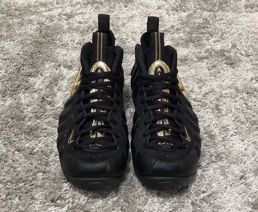 foams black and gold