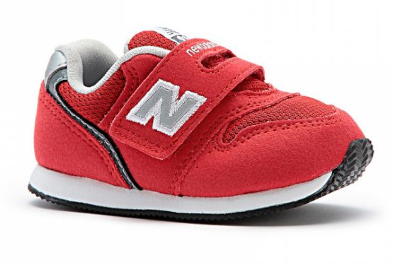 歩き始めにぴったり！new balance INFANT用「996」発売