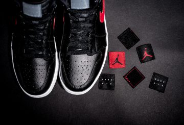動画あり！！国内９月１日発売　Air Jordan 1 Rare Air  BLACK/GYM RED-BLACK-WHITE (332550-012)