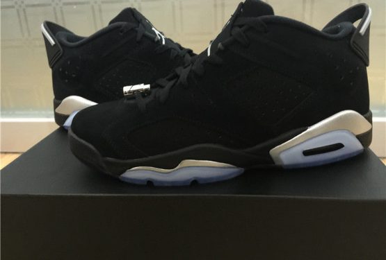 ８月２９日発売　 AIR JORDAN 6 LOW “BLACK/CHROME”