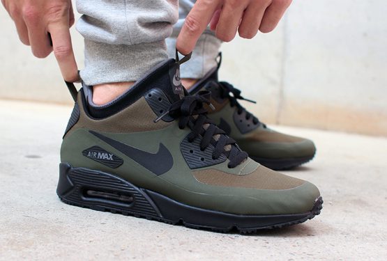 NIKE AIR MAX 90  WINTER-READY DESIGNS