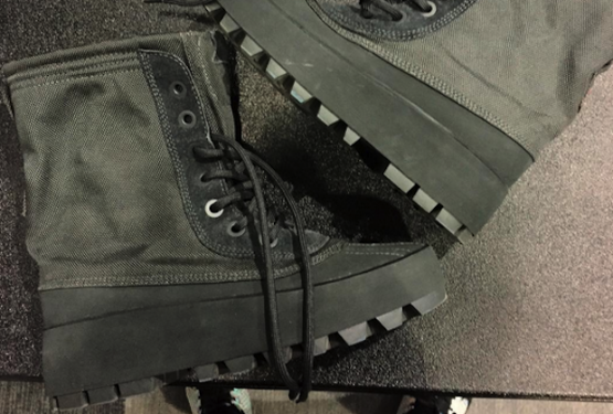 first look !!  adidas Yeezy 950 Boot (アディダス イージーブースト）