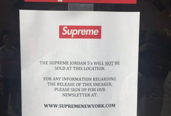 ★SUPREME×AIR JORDANⅤ ニューヨーク店舗発売中止！