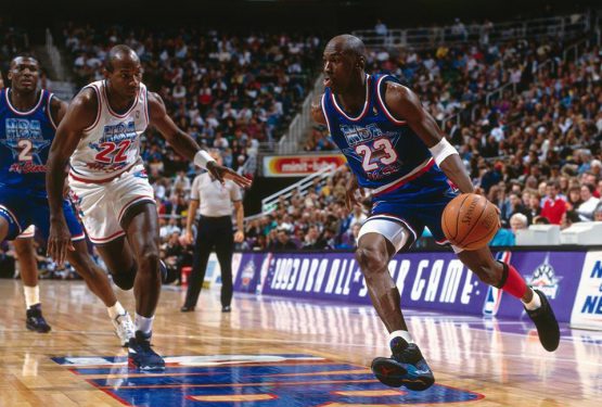 マイケル ジョーダン 着用MOVIE♪ NIKE AIR JORDAN 8 ”AQUA” (ナイキ エアジョーダン８）