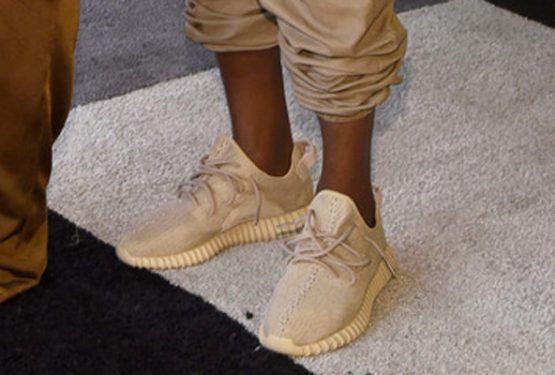 12月29日発売予定？★adidas Yeezy 350 Boost “Oxford Tan”  【アディダス イージー ３５０ ブースト】