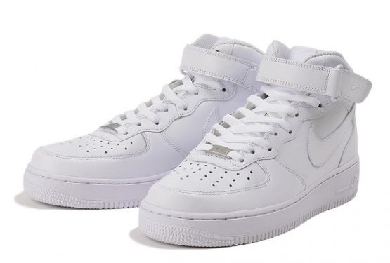 定番レディース 着用画像★NIKE AIR FORCE1 MID ” WHITE”（エアフォース１ ミッド）