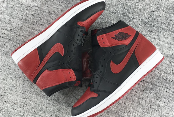 NEW画像★9月3日発売★ NIKE Air Jordan 1 Retro High OG “Bred” Black/Varsity Red-White 555088-001 【ナイキ エアジョーダン１ ”BRED】