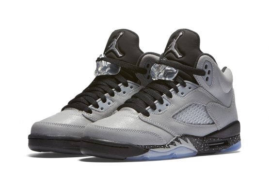 8月20日発売★レディース★ NIKE Air Jordan 5 Retro GS Wolf Grey/Black-Black 440892-008　【ナイキ エアジョーダン5　GS】