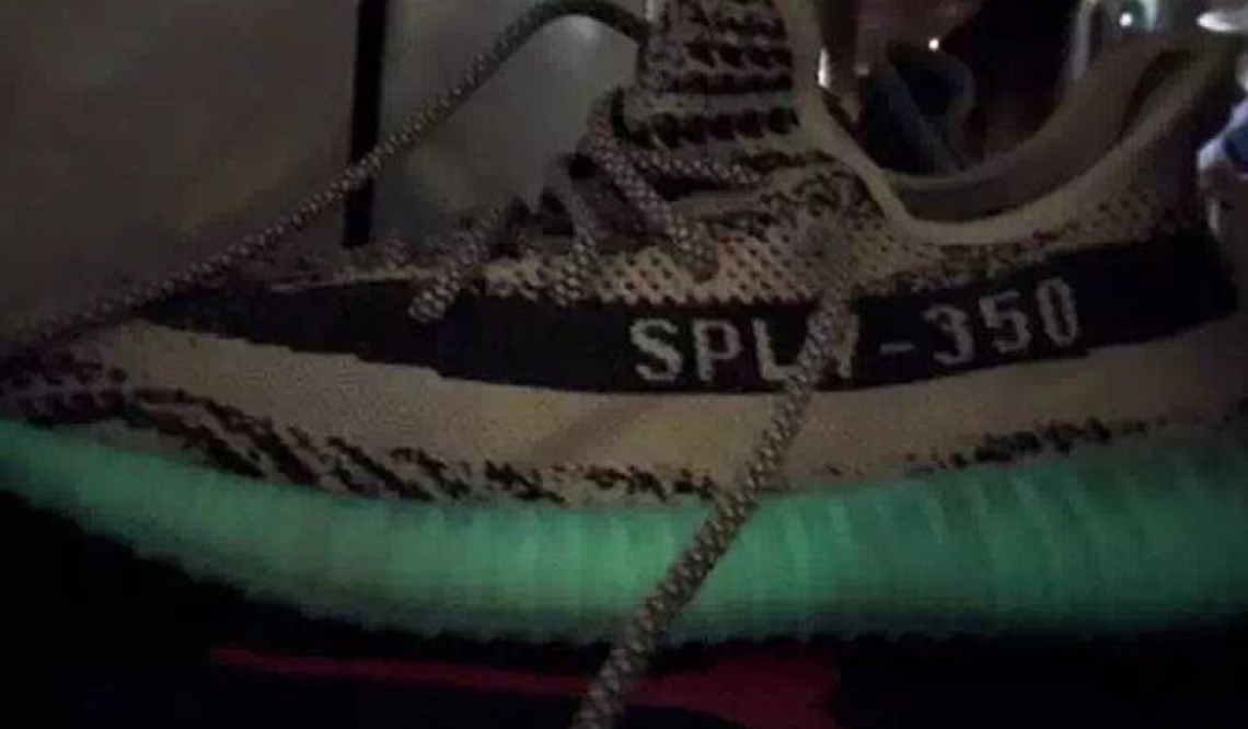 リーク★ ADIDAS YEEZY 350 BOOST V2　”Glow in the Dark”　 【アディダス イージー 350 ブースト】