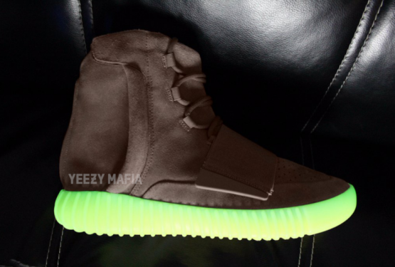 NEW IMAGES★10月発売★ADIDAS YEEZY BOOST 750 “CHOCOLATE”~GLOW IN THE DARK 【アディダス イージーブースト 750】