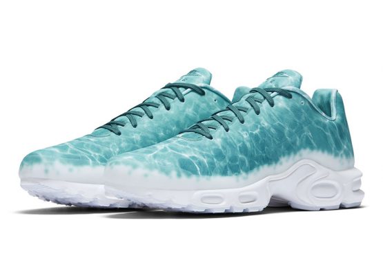 NIKE AIR MAX PLUS “WATER POOL”　【ナイキ エアマックス プラス】