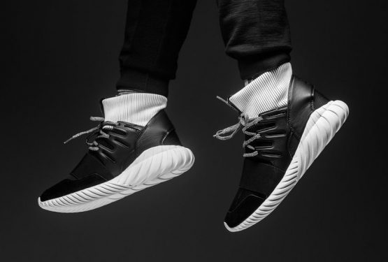 ADIDAS ORIGINALS TUBULAR DOOM “YIN YANG” PACK 【アディダス オリジナルス チュブラー ドゥーム “イン・ヤン”パック】