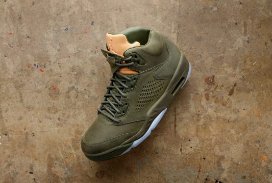 検索リンク★国内2月11日発売予定★NIKE AIR JORDAN 5 RETRO SEQUOIA/METALLIC GOLD-VACHETTA TAN-SEQUOIA (881432-305)
