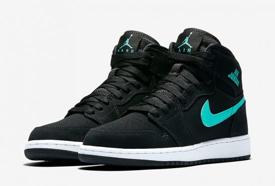 検索リンク追記★レディース★NIKE Air Jordan 1 GS Rare Air Black/Hyper Jade-White 705300-022 【ナイキ エアジョーダン１ レア エア】