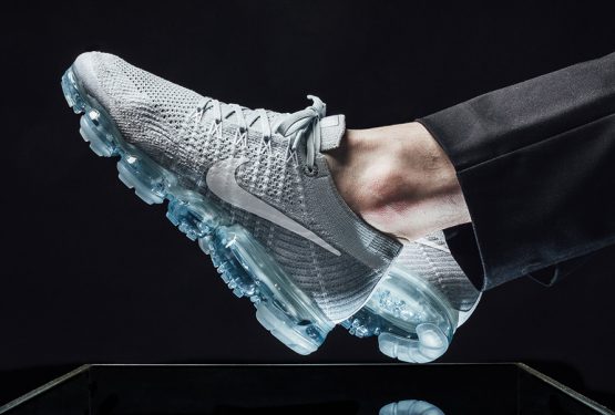 ★3月26日発売★検索リンク★ メンズ＆レディース★ NIKE AIR VAPORMAX 2COLOR  Nike Air VaporMax Pure Platinum/White-Wolf Grey 849558-004  /  Nike Air VaporMax Pure Platinum/University Red-Wolf Grey 849558-006  【ナイキ ベイパーマックス 全２色】