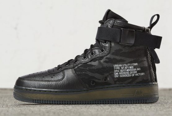 検索リンク追記★６月１日発売予定★ NIKE SF AF-1 MID （AIR FORCE 1)QS BLACK/BLACK-TIGER STRIPE CAMO 【ナイキ スペシャル フィールド エア フォース 1 ミッド】