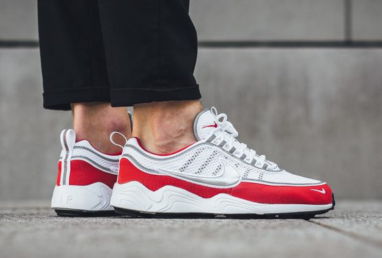 海外展開中★ NIKE AIR ZOOM SPIRIDON  White/Metallic Silver-University Red  926955-102 (ナイキ ズーム スピリドン )