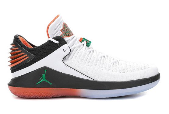 NIKE AIR JORDAN 32 LOW  “GATORADE”　（ナイキ エアジョーダン 32 ”ゲータレード”）