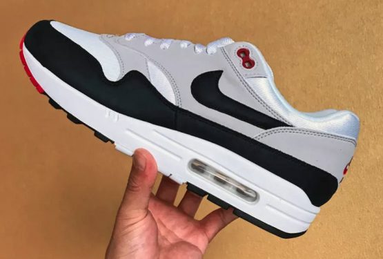 2018年リリース★ Nike Air Max 1 “Obsidian” 908375-104 (ナイキ エアマックス 1 )