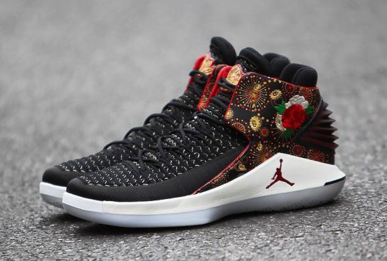 2月9日発売★NIKE Air Jordan 32 Black/University Red/White-Metallic Gold AJ6331-042　（ナイキ エアジョーダン 32）