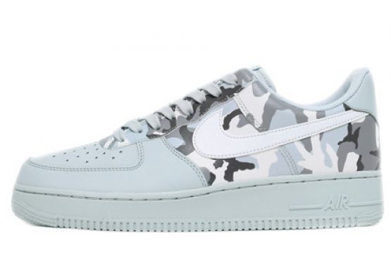 検索リンク★12月7日発売★ NIKE AIR FORCE 1 ’07 LV8 823511-009 PURE PLATINUM/PURE PLATINUM-WHITE-WOLF GREY-COOL GREY-TOTAL ORANG (ナイキ エアフォース１)