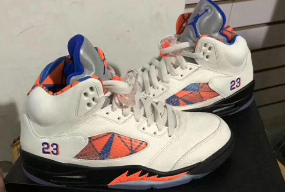 9月８日発売★ NIKE AIR JORDAN 5 RETRO SAIL/ORANGE PEEL-BLACK-HYPER ROYAL 136027-148  (ナイキ エアジョーダン 5)